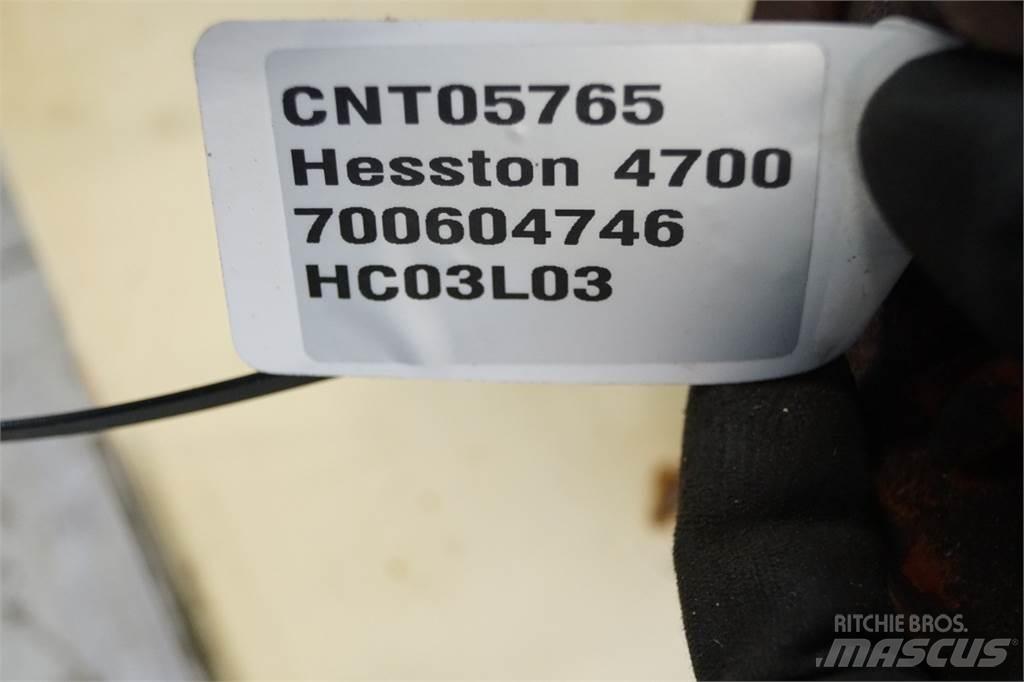 Hesston 4700 Sonstiges Traktorzubehör