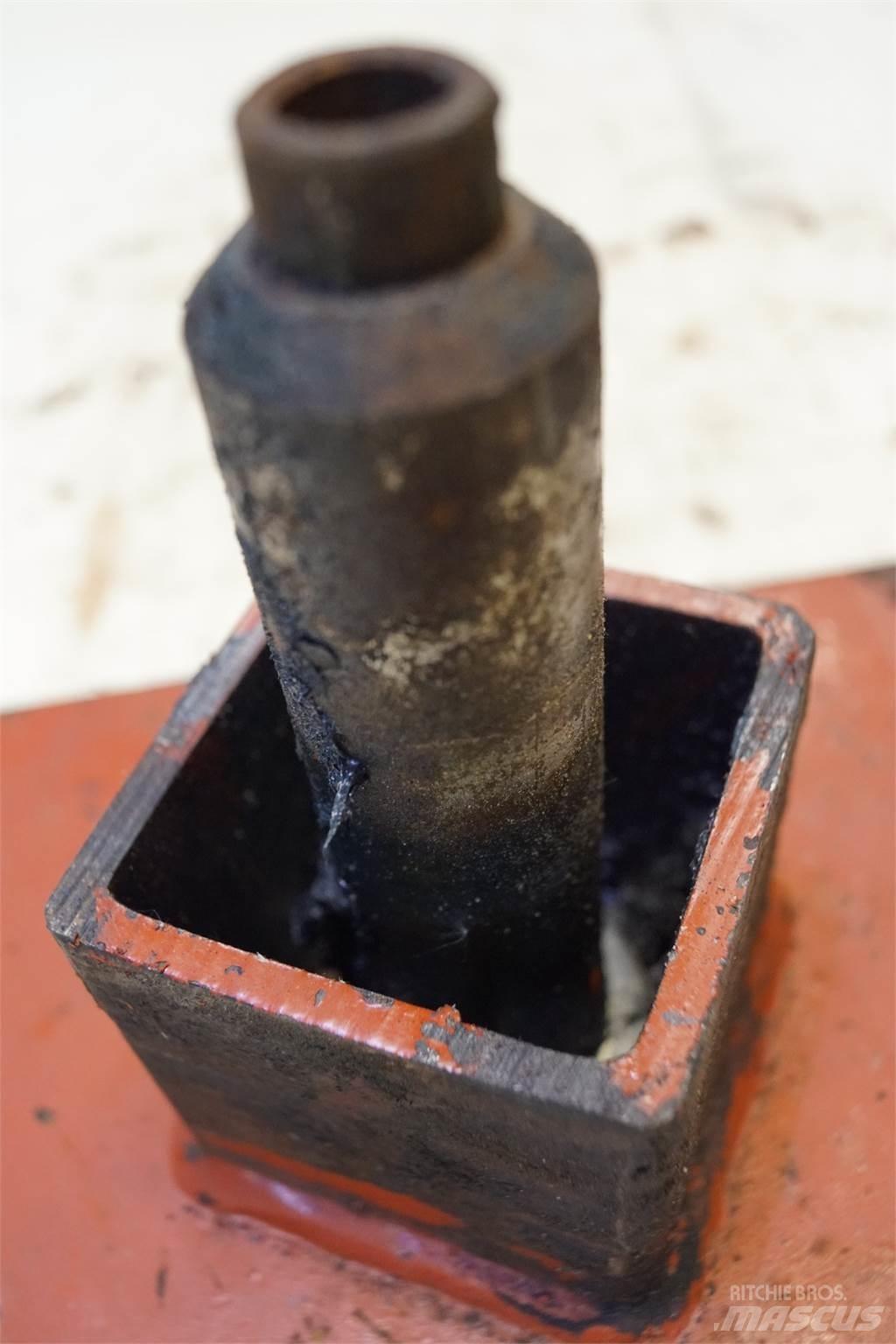 Hesston 4700 Sonstiges Traktorzubehör