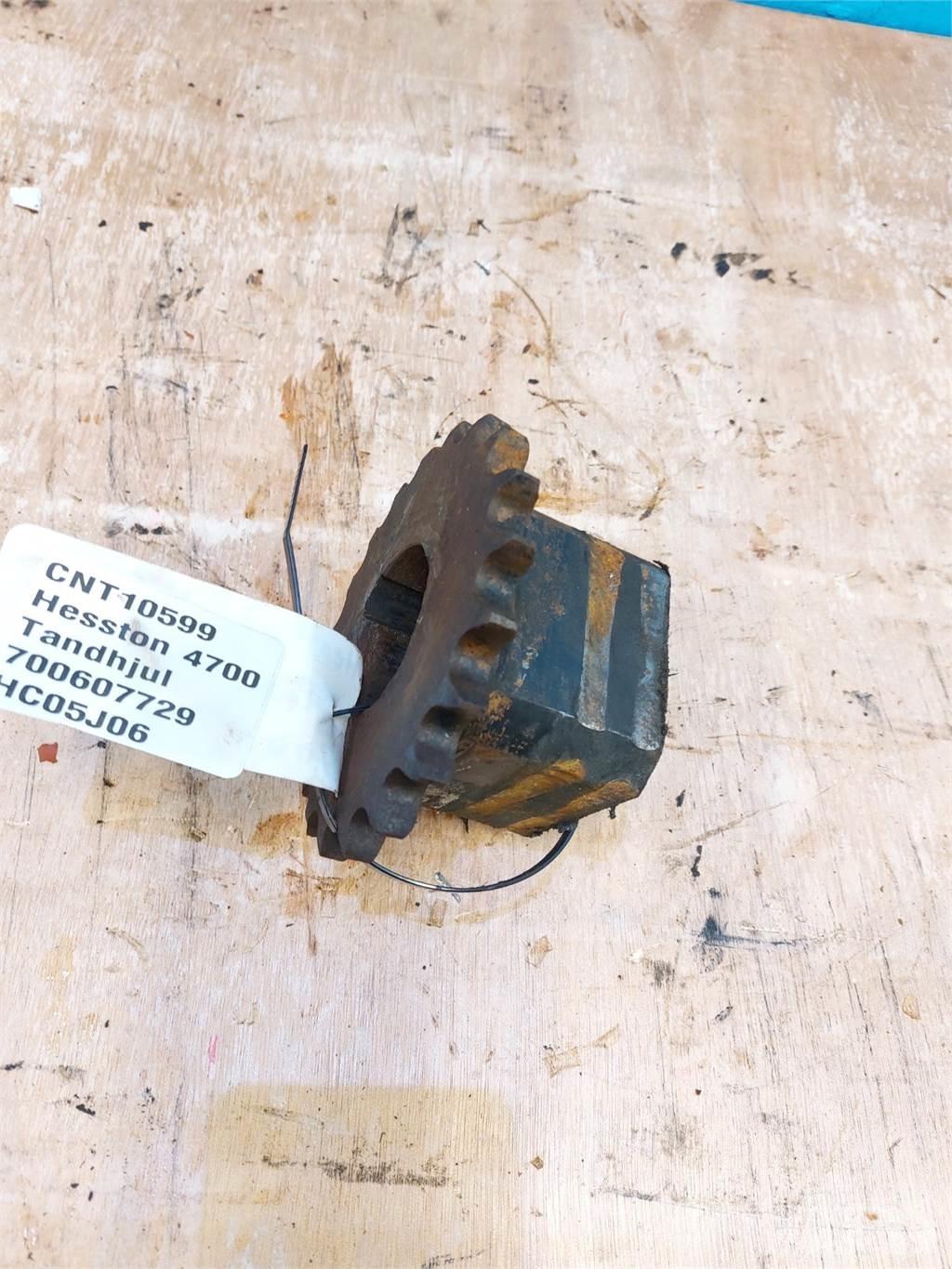 Hesston 4700 Sonstige Landmaschinen