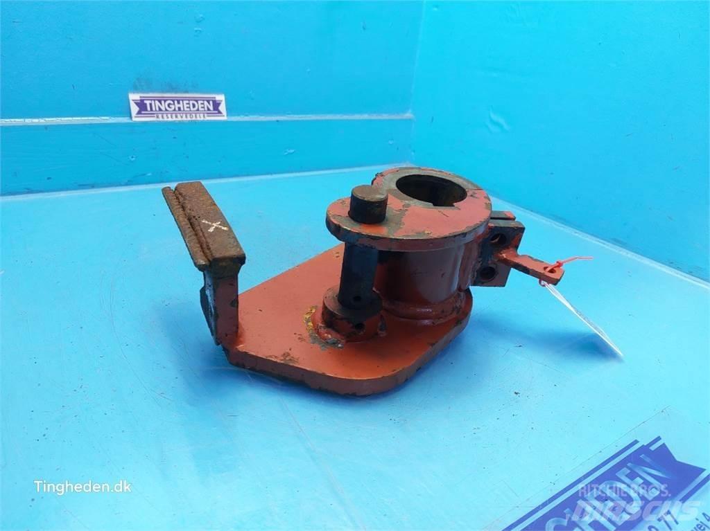 Hesston 4700 Sonstige Grünlandgeräte