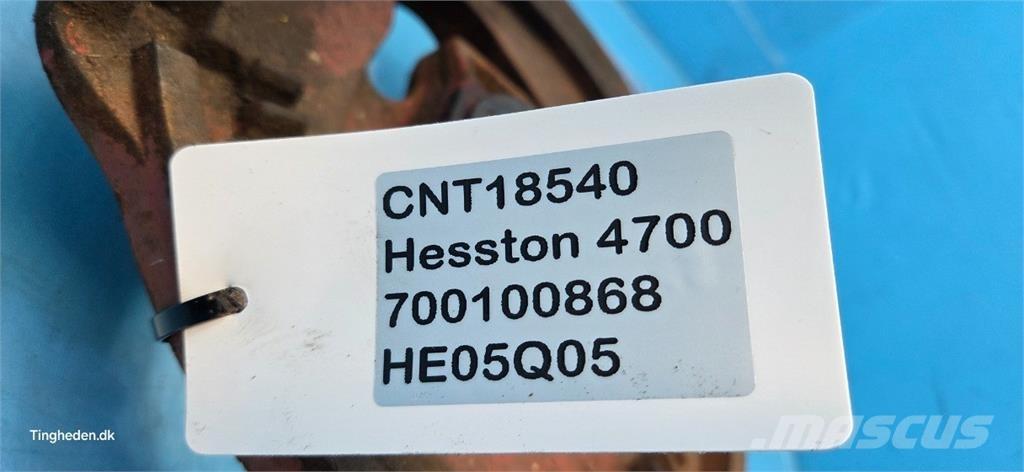 Hesston 4700 Sonstige Grünlandgeräte