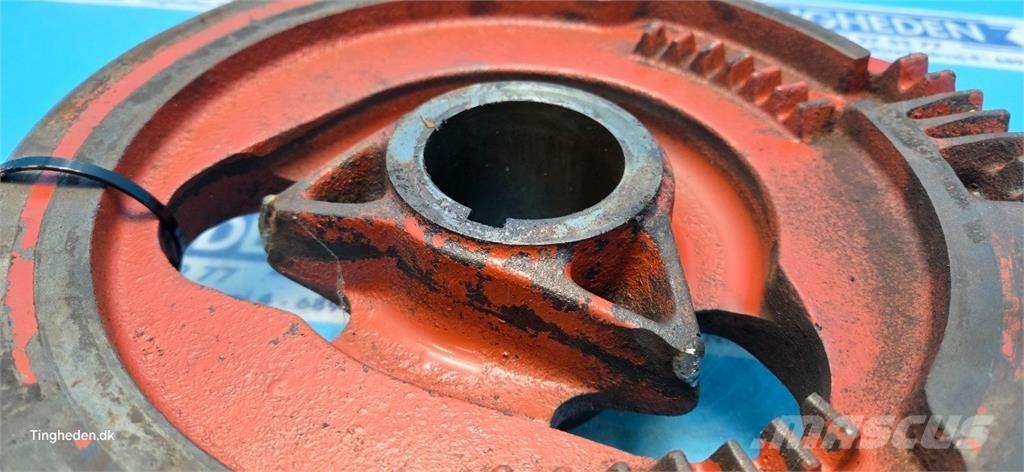 Hesston 4700 Sonstige Grünlandgeräte