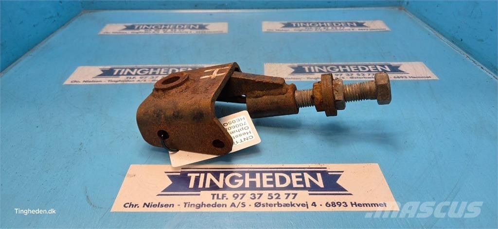 Hesston 4700 Sonstige Grünlandgeräte