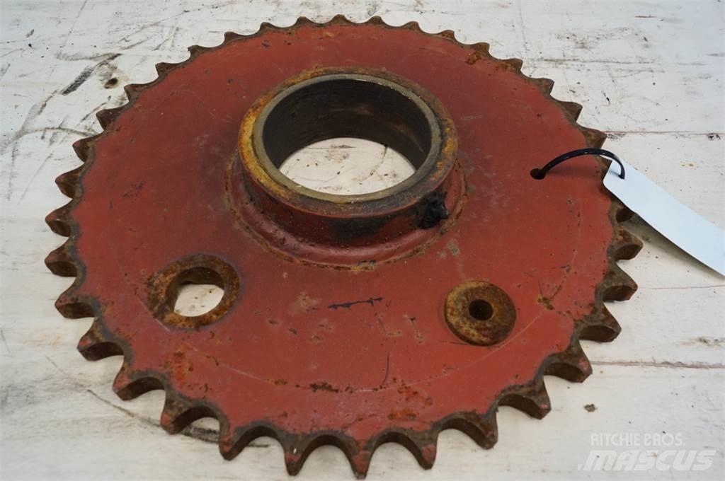 Hesston 4800 Sonstige Grünlandgeräte