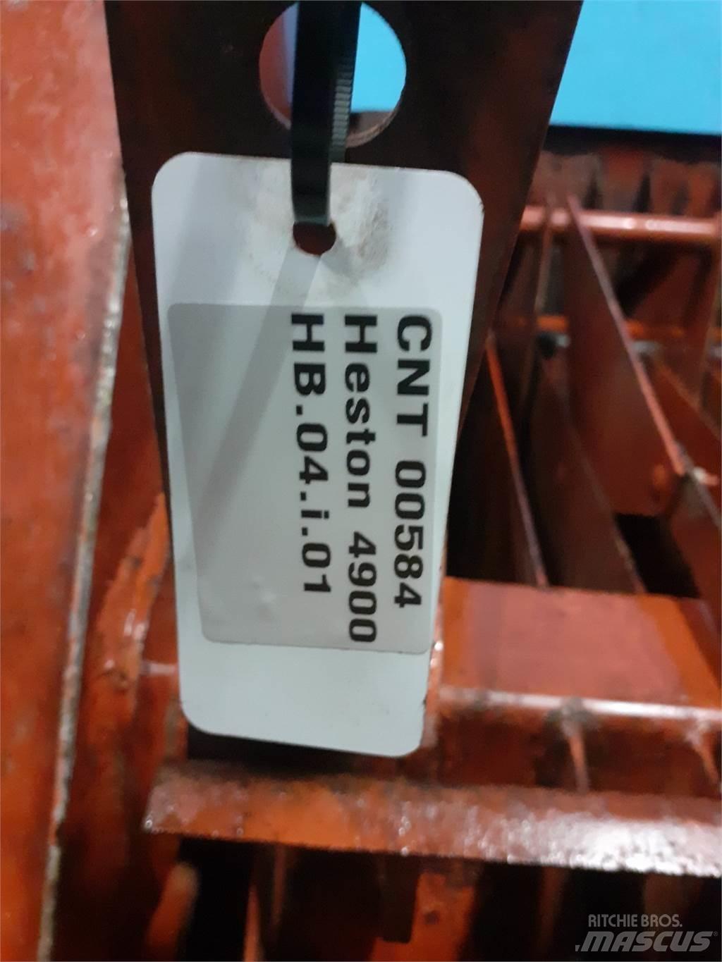 Hesston 4900 Sonstige Grünlandgeräte