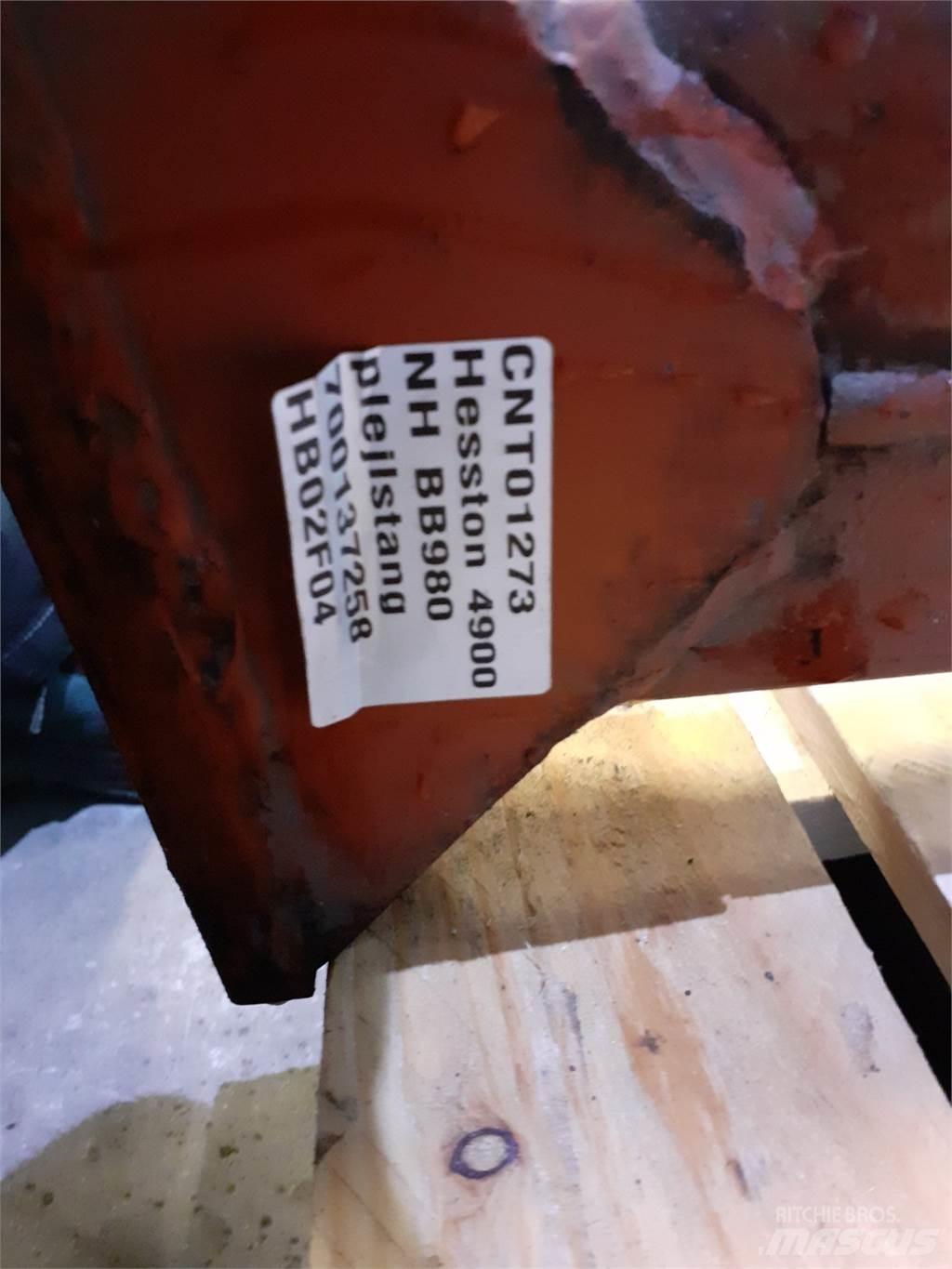 Hesston 4900 Sonstige Grünlandgeräte