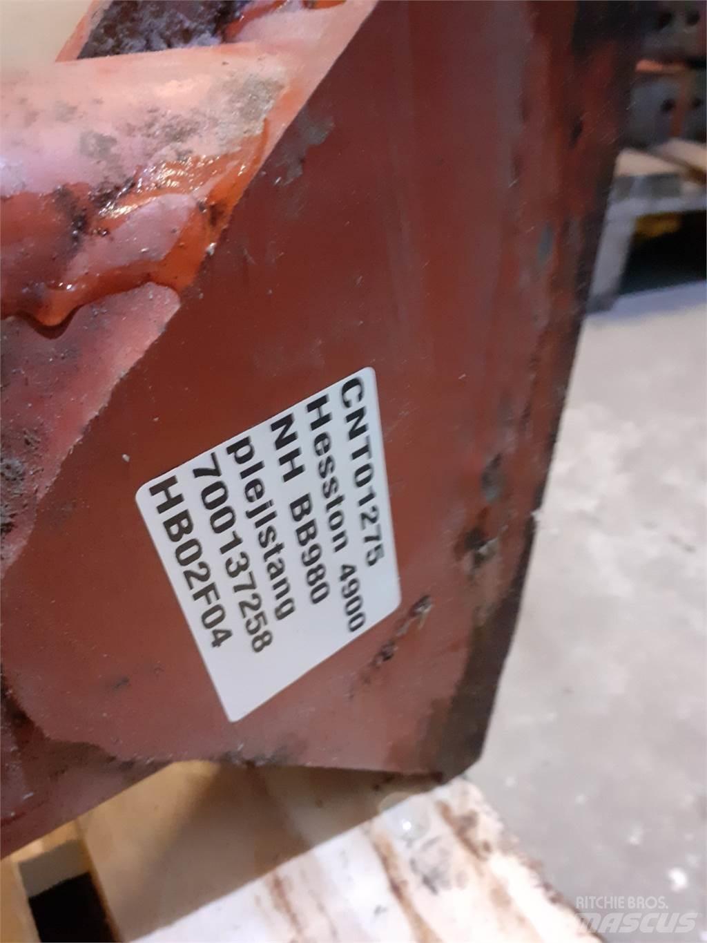 Hesston 4900 Sonstige Grünlandgeräte