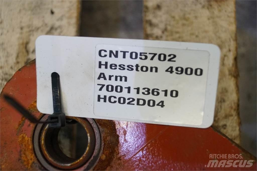 Hesston 4900 Ballenklammer
