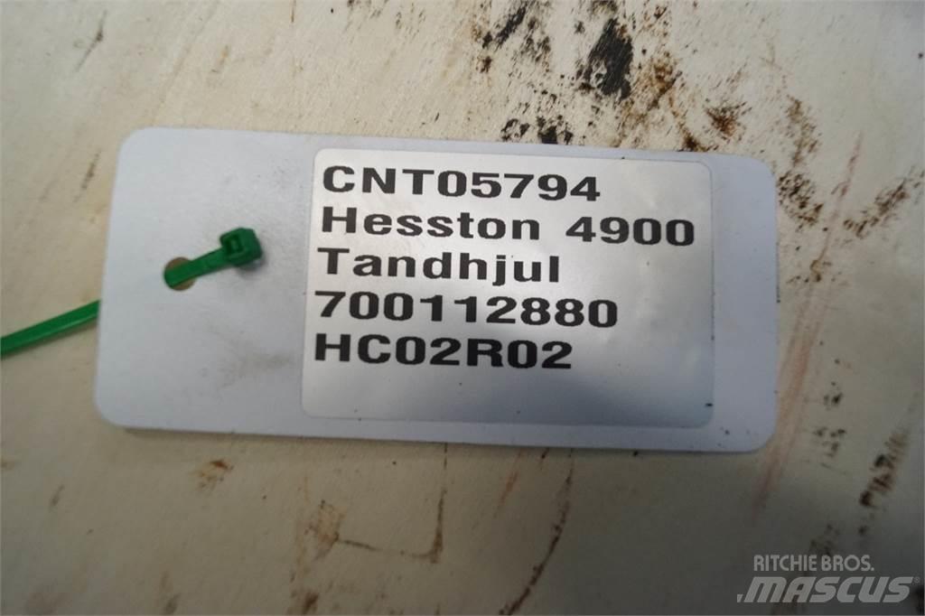 Hesston 4900 Sonstige Grünlandgeräte