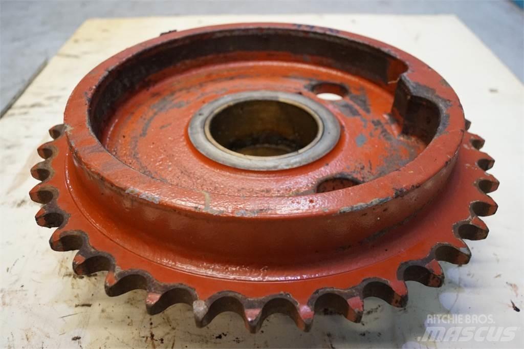 Hesston 4900 Sonstige Grünlandgeräte