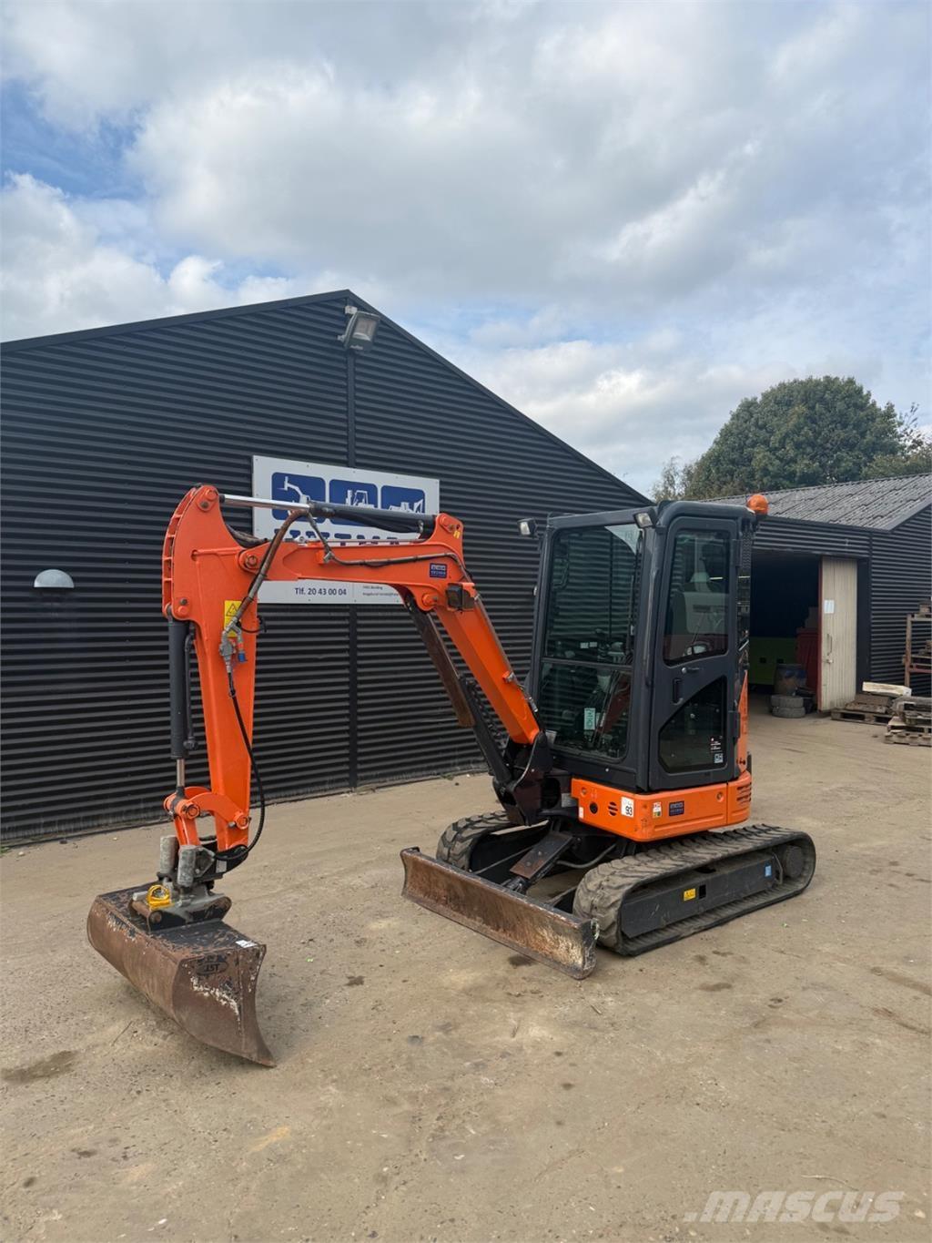 Hitachi ZX26U Minibagger < 7t