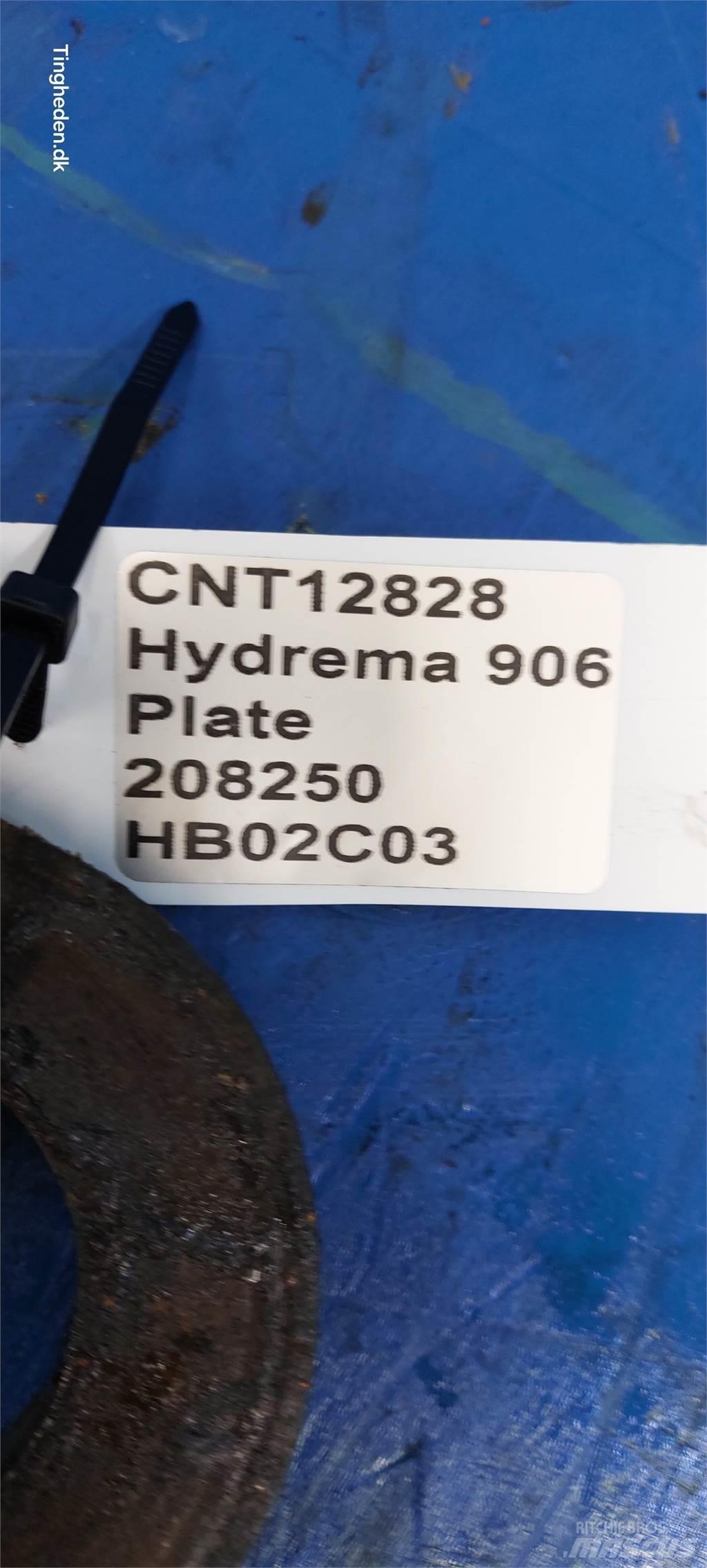 Hydrema 806 Schaufeln