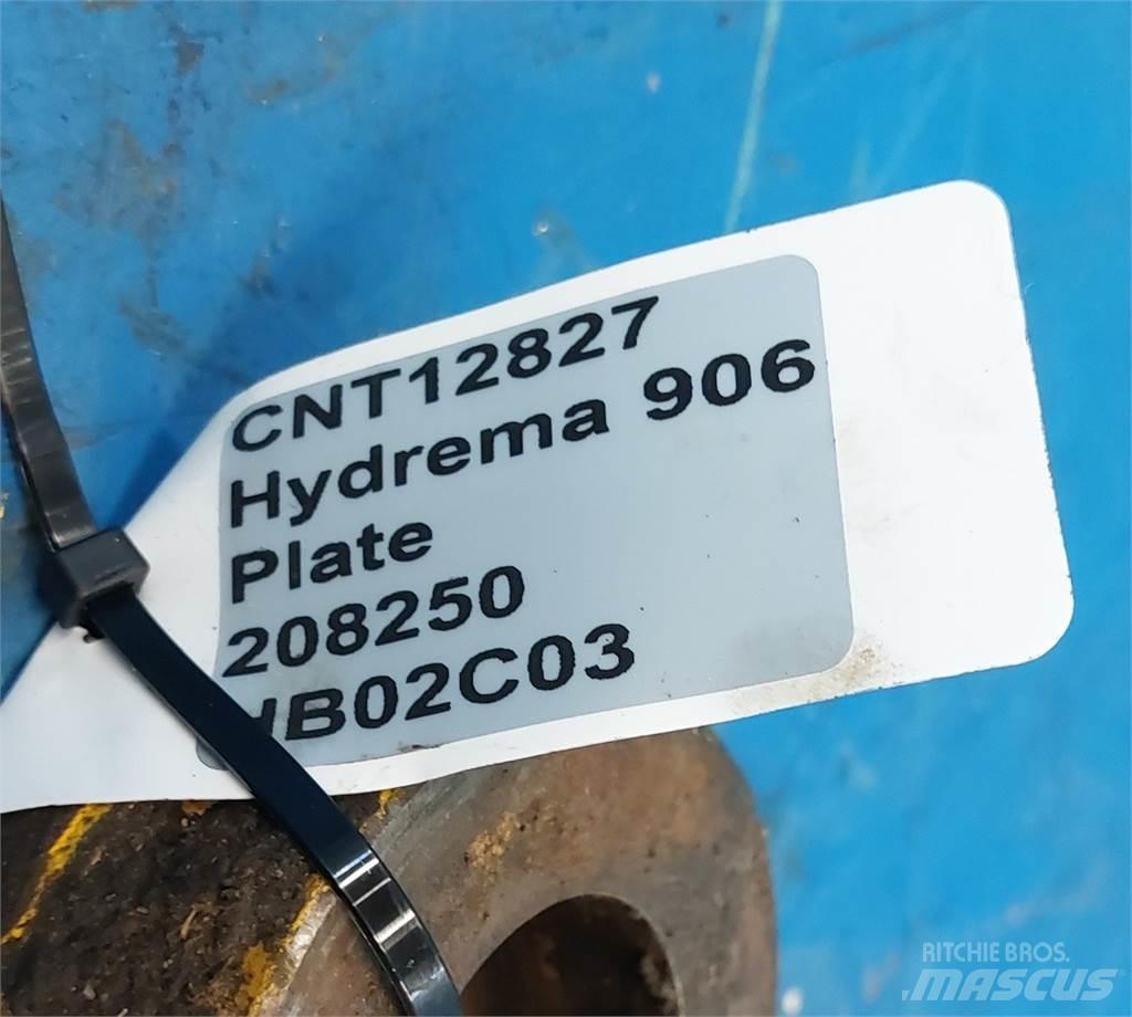Hydrema 806 Schaufeln