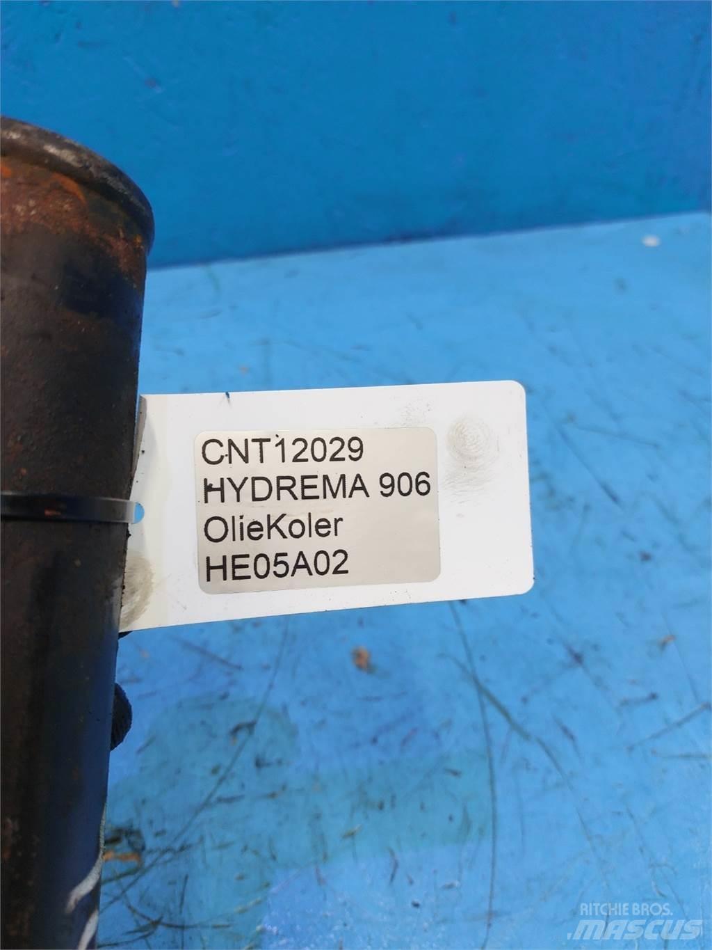 Hydrema 906 Radiatoren