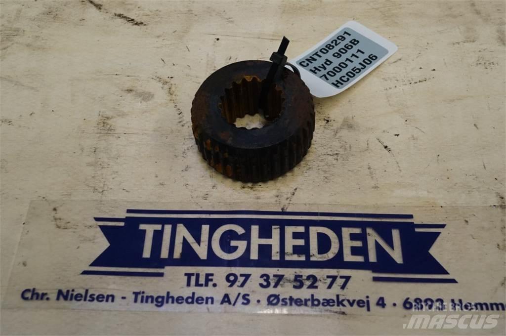 Hydrema 906B LKW-Achsen