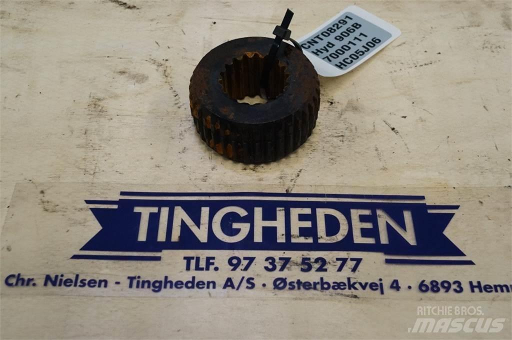 Hydrema 906B LKW-Achsen