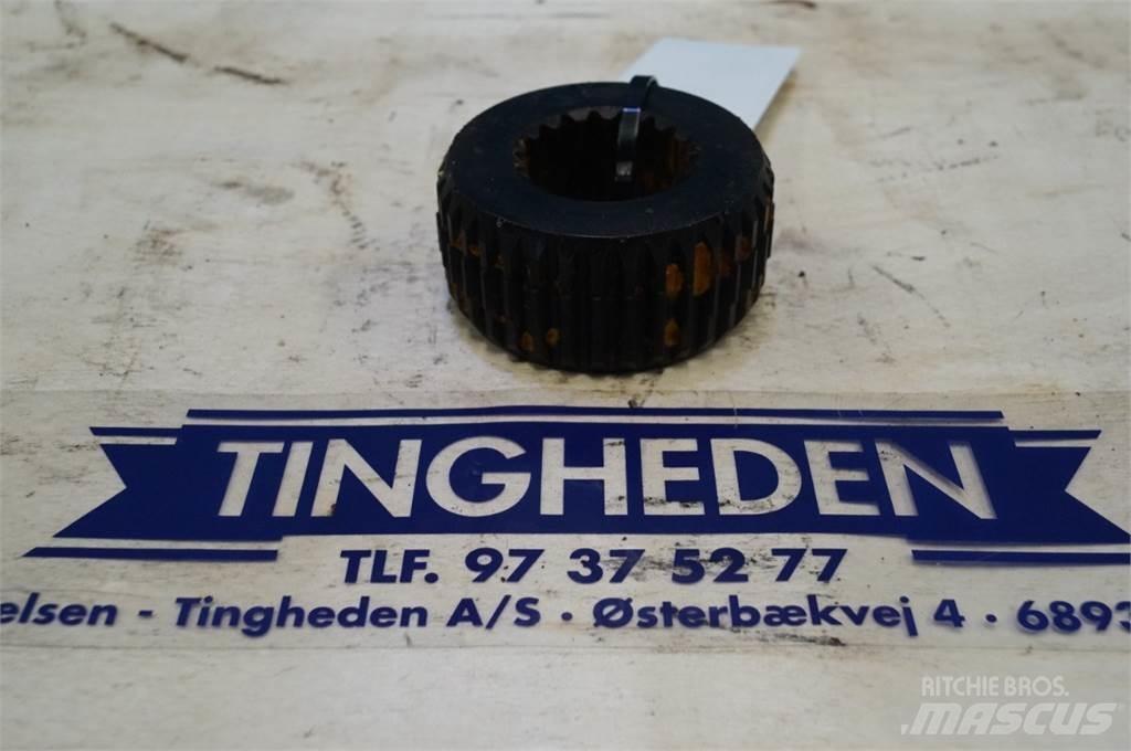 Hydrema 906B LKW-Achsen