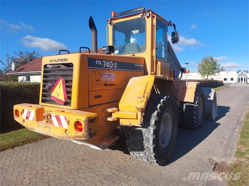 Hyundai HL740-3 Radlader