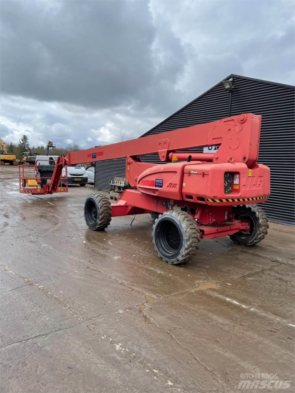 JLG 600JP Gelenkteleskoparbeitsbühnen
