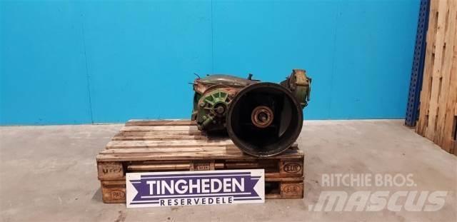 John Deere 1065 Getriebe