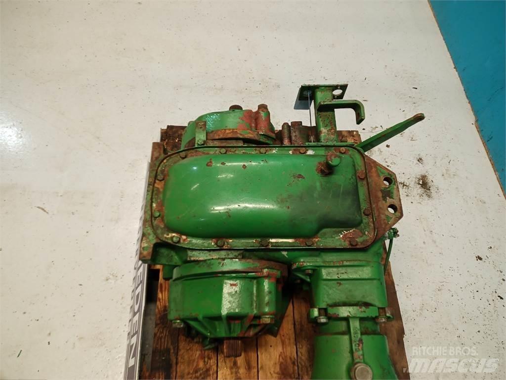 John Deere 1075 Getriebe