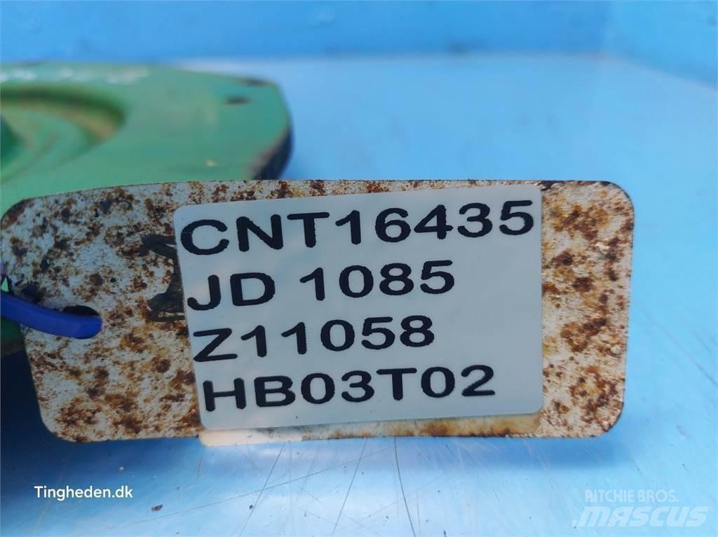 John Deere 1085 Sand- und Salzstreuer