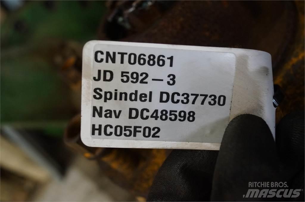 John Deere 592 LKW-Achsen