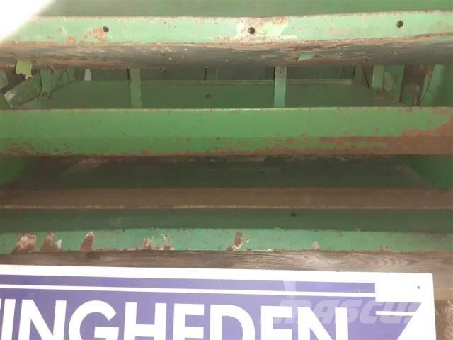 John Deere 955 Sand- und Salzstreuer