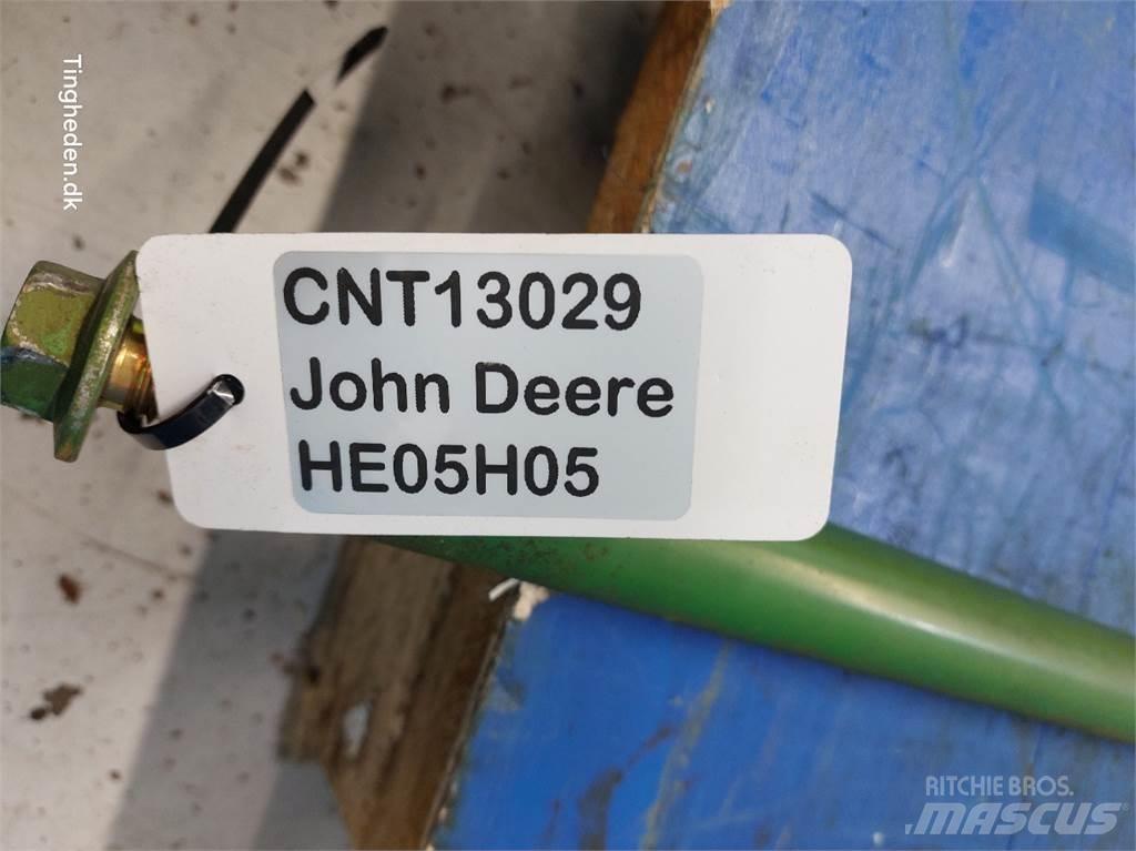 John Deere S670 Sand- und Salzstreuer