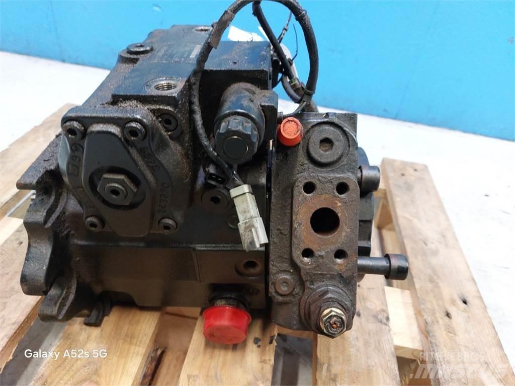 Liebherr L556 Hydraulik