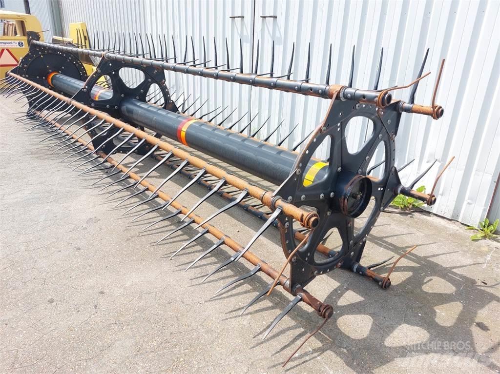 MacDon D60 Zubehör Mähdrescher