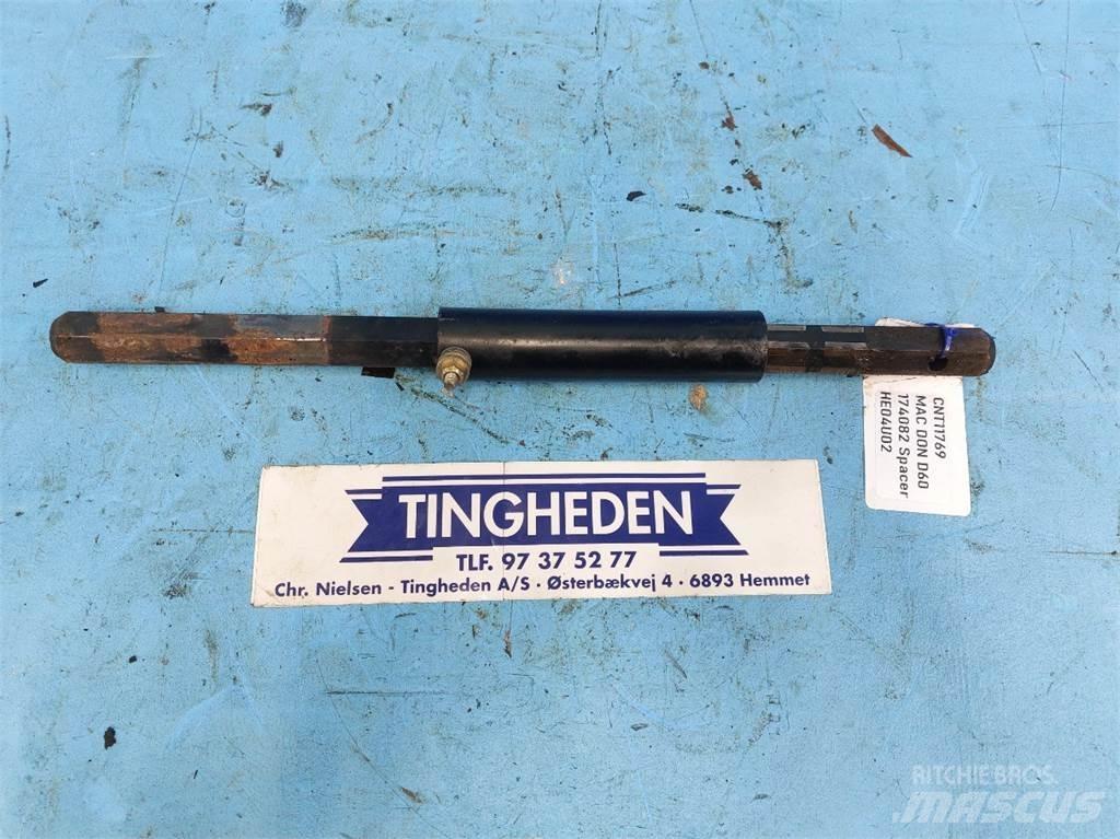 MacDon D60 Zubehör Mähdrescher