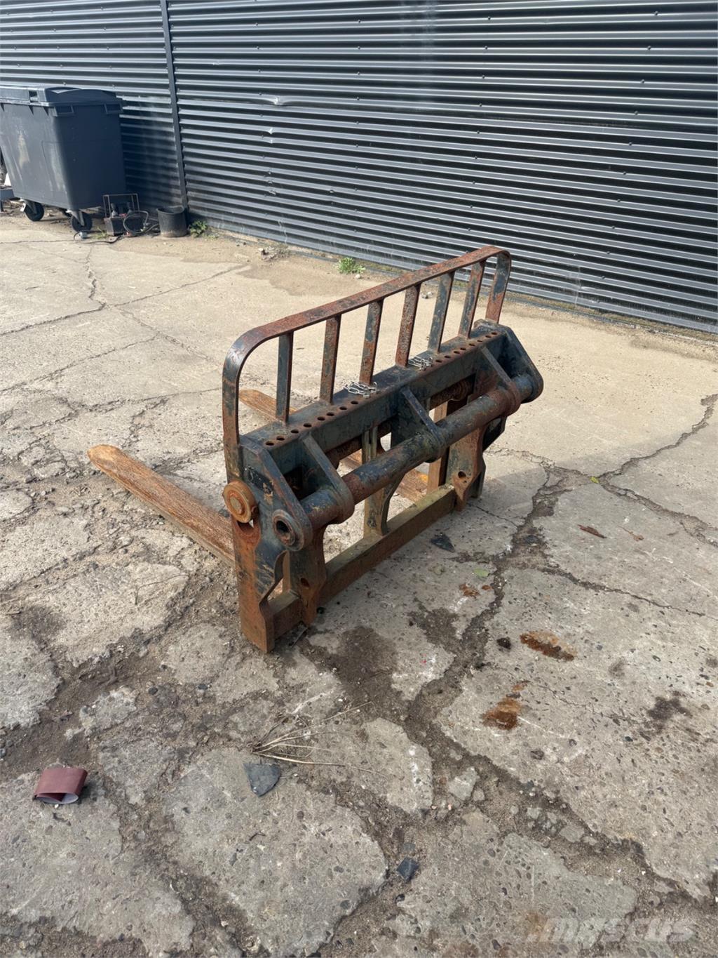 Manitou 4000kg Gabeln