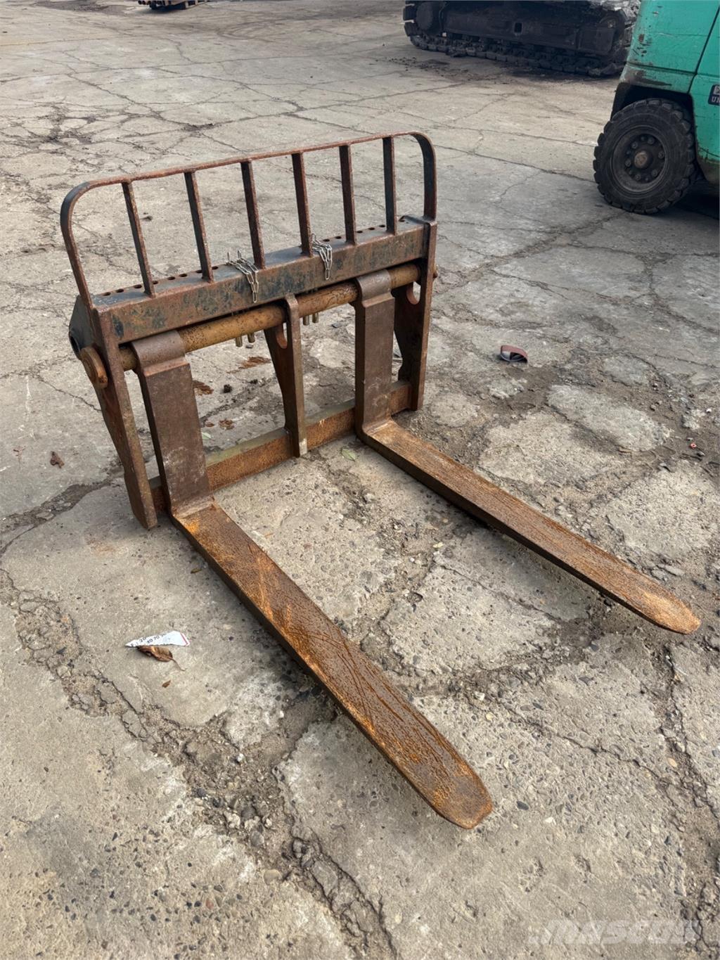 Manitou 4000kg Gabeln