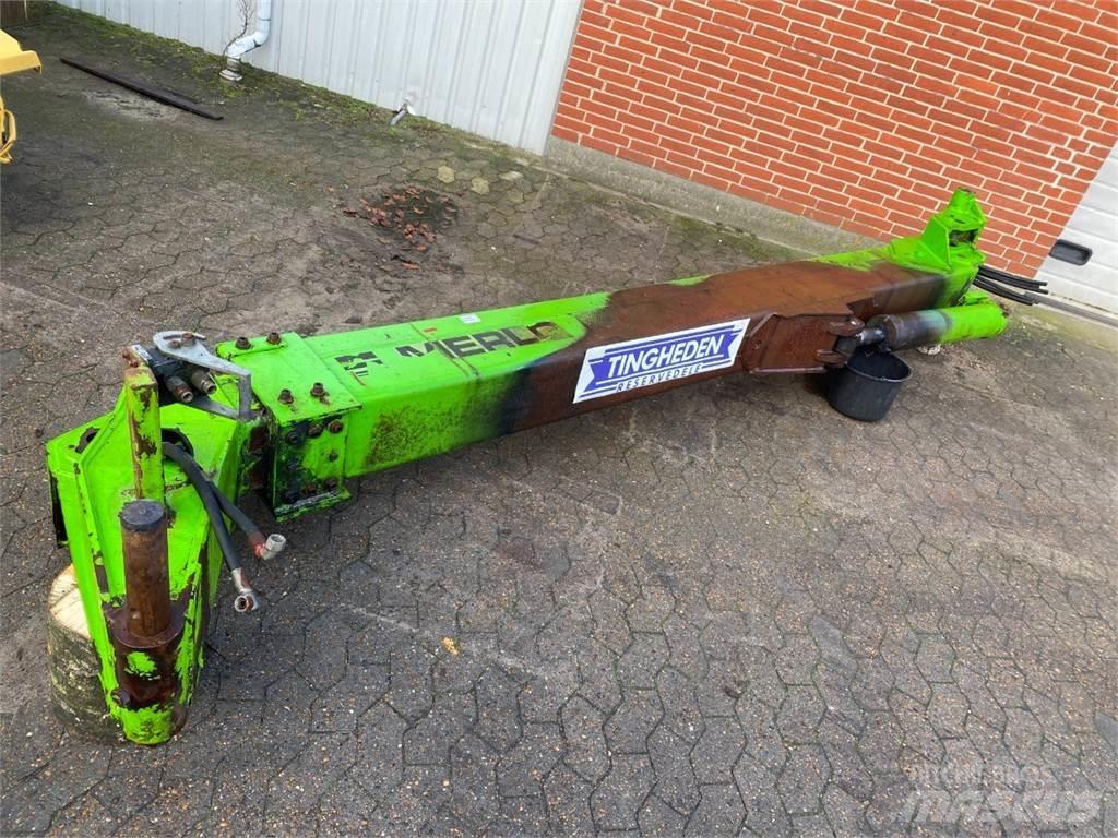 Merlo 28.7 Ausleger
