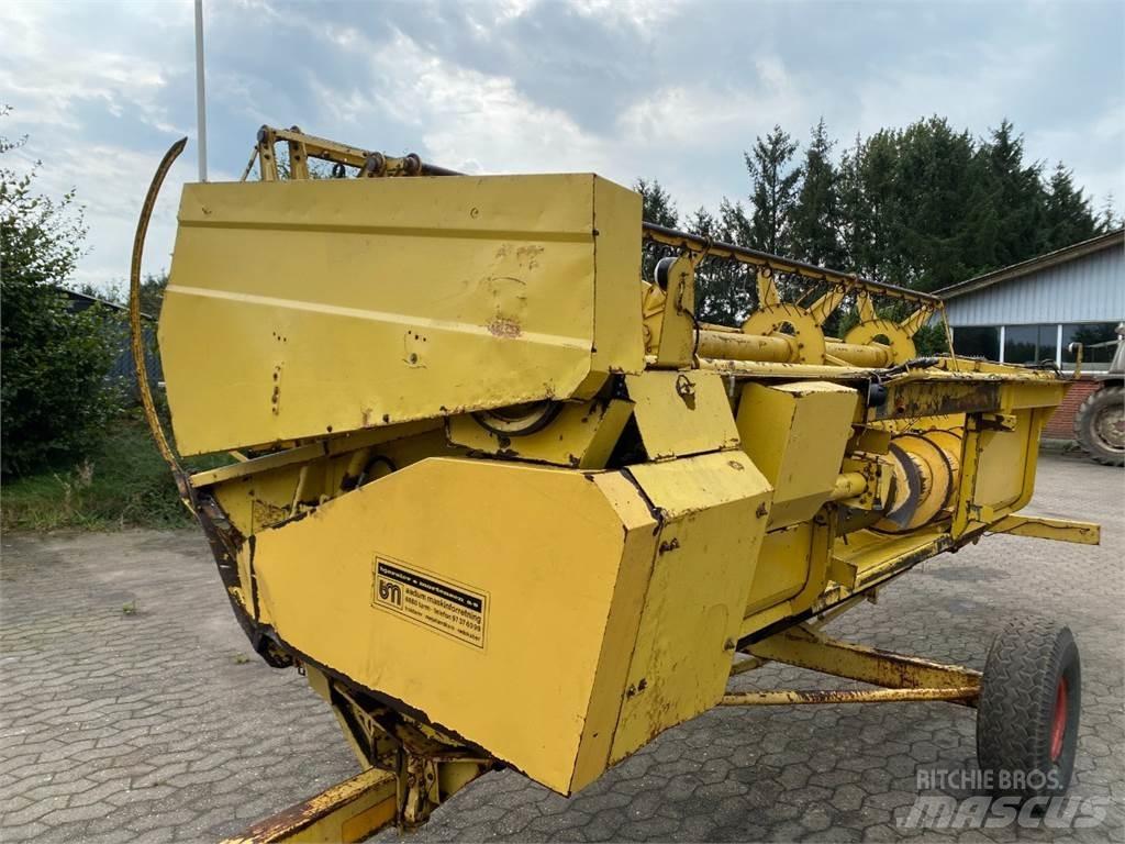 New Holland 15 Zubehör Mähdrescher