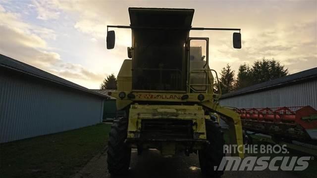 New Holland 1550 Mähdrescher