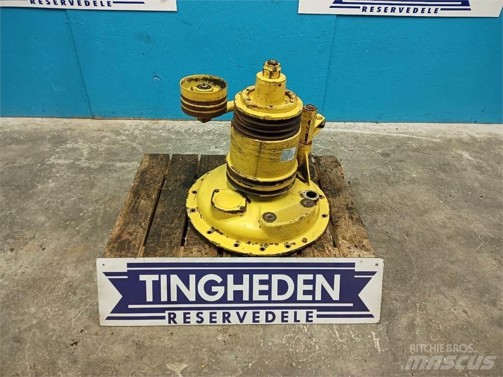 New Holland 8060 Sonstige Landmaschinen