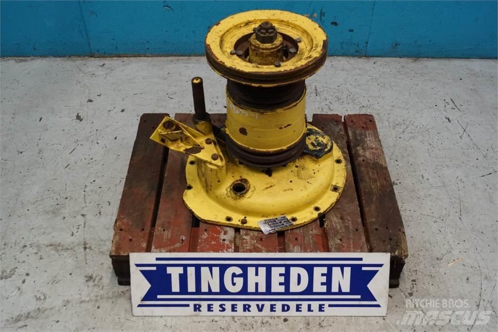 New Holland 8070 Sonstige Landmaschinen