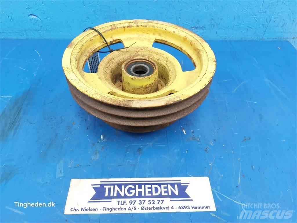 New Holland 8080 Sonstige Landmaschinen