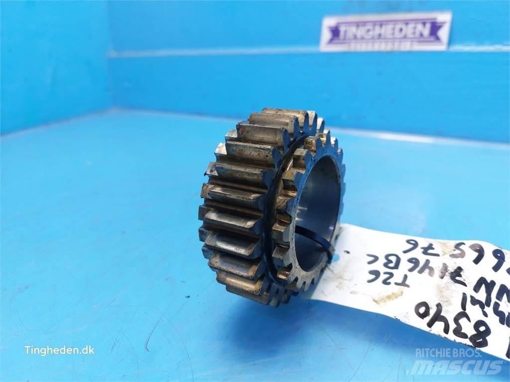 New Holland 8340 Getriebe