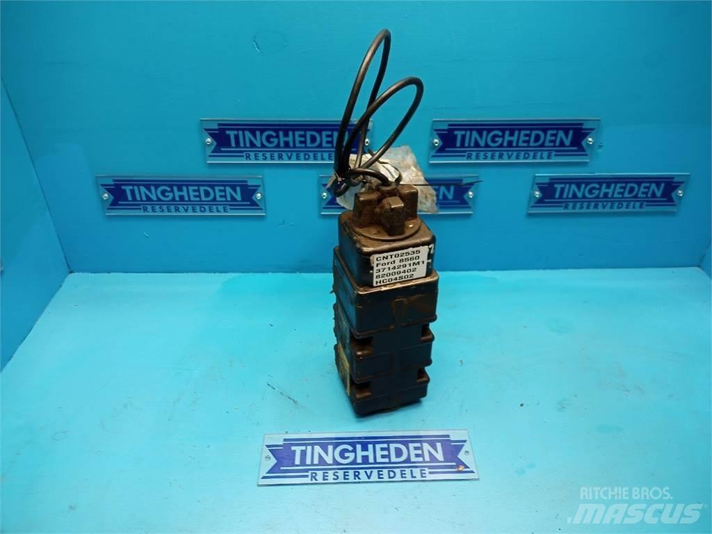 New Holland 8560 Elektronik