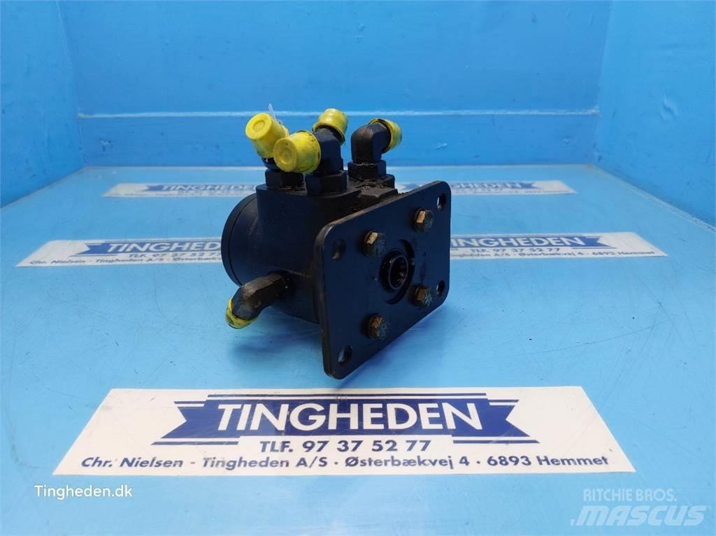 New Holland 8970 Hydraulik