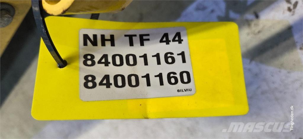 New Holland TF44 Sonstige Landmaschinen