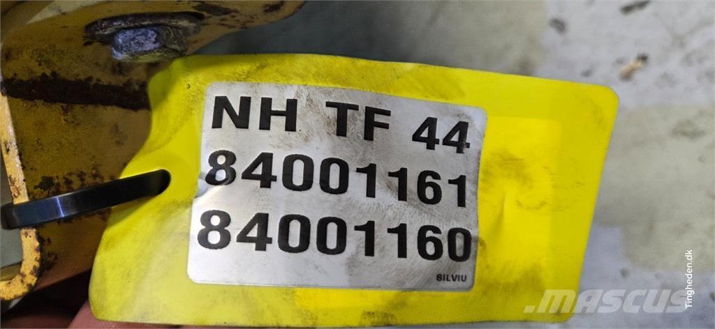 New Holland TF44 Sonstige Landmaschinen