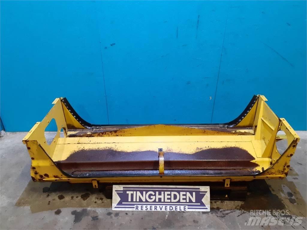 New Holland TF78 Sand- und Salzstreuer