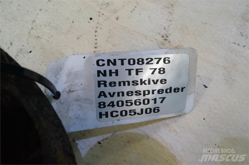 New Holland TF78 Sonstige Landmaschinen