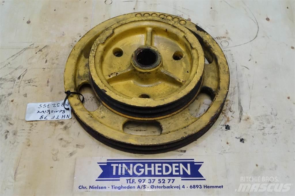 New Holland TF78 Sonstige Landmaschinen