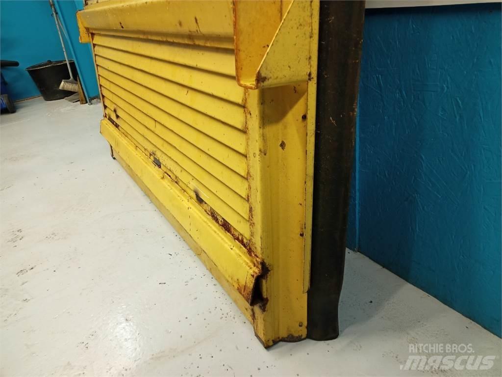 New Holland TX32 Sand- und Salzstreuer
