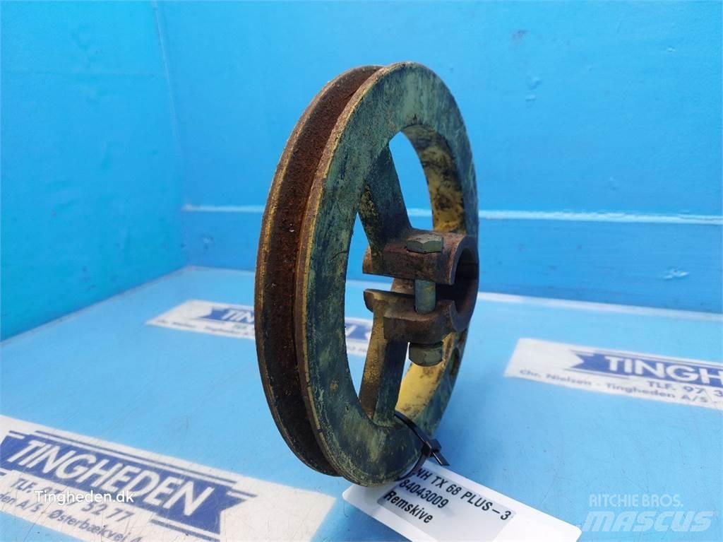 New Holland TX68 Sonstige Landmaschinen